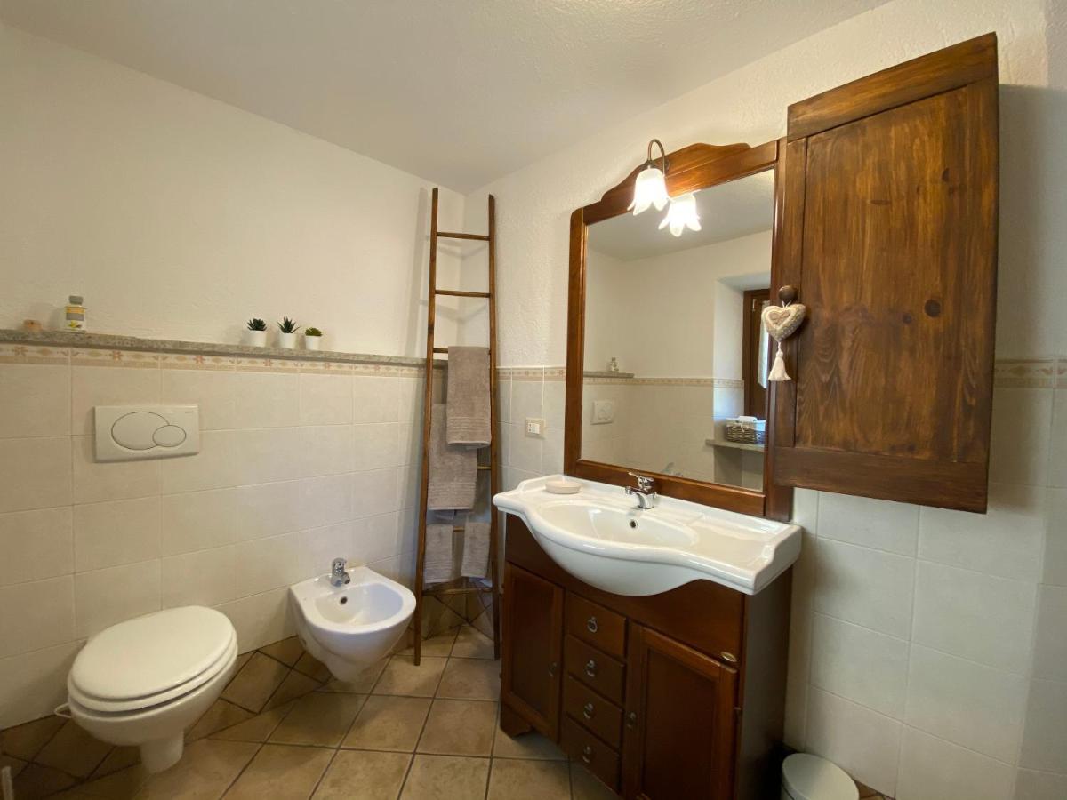 Grenier Du Coeur Apartment อาออสตา ภายนอก รูปภาพ