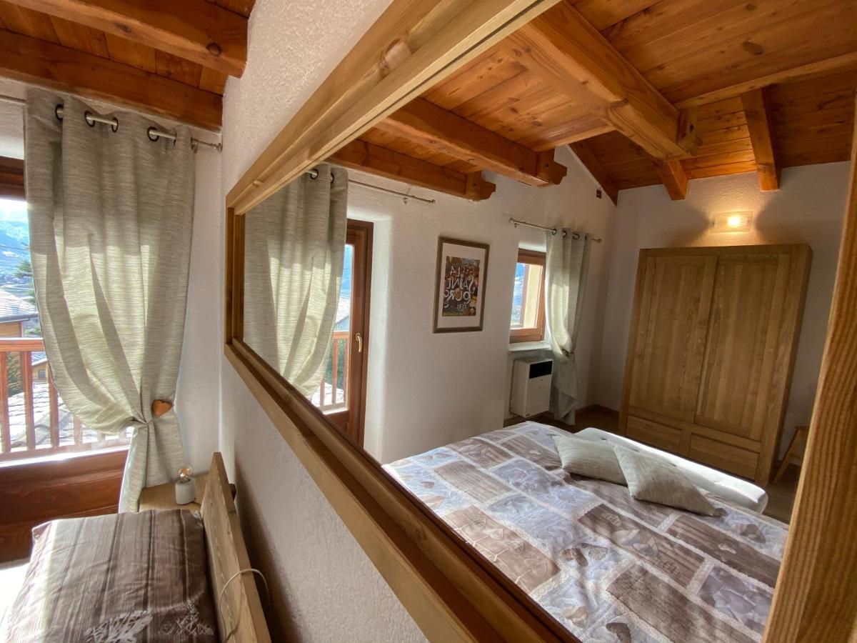 Grenier Du Coeur Apartment อาออสตา ภายนอก รูปภาพ