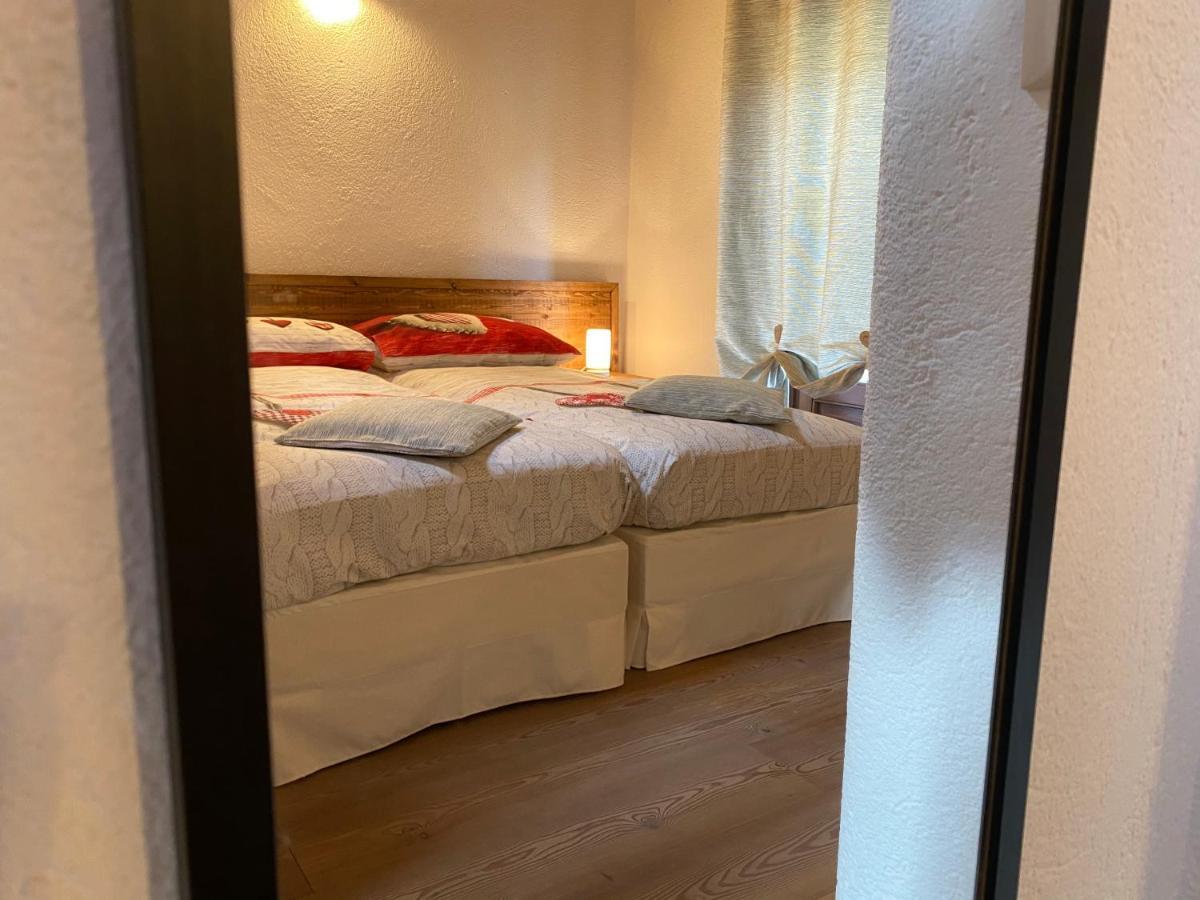 Grenier Du Coeur Apartment อาออสตา ภายนอก รูปภาพ