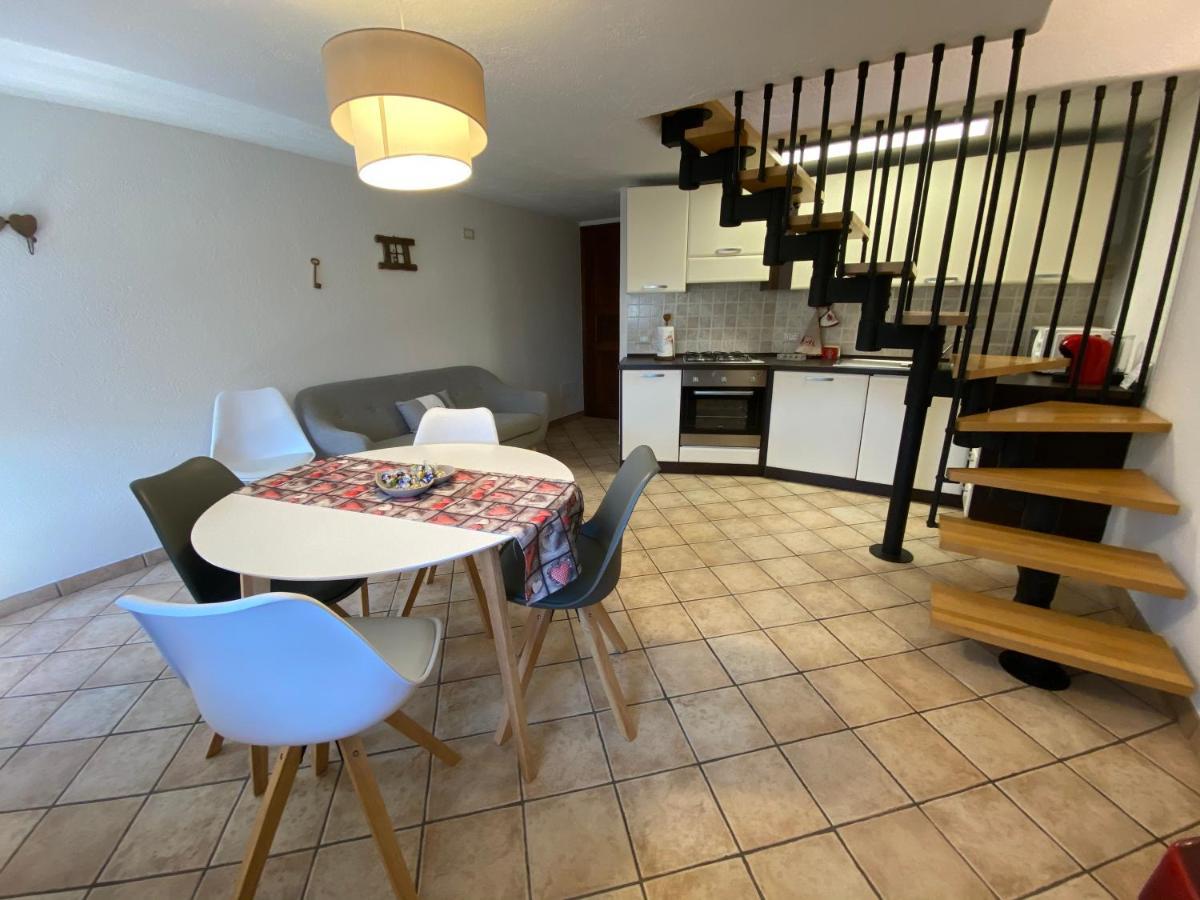 Grenier Du Coeur Apartment อาออสตา ภายนอก รูปภาพ