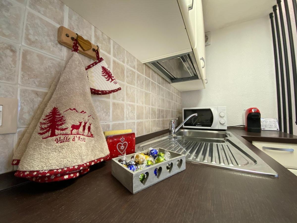 Grenier Du Coeur Apartment อาออสตา ภายนอก รูปภาพ