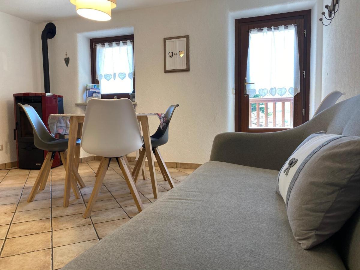 Grenier Du Coeur Apartment อาออสตา ภายนอก รูปภาพ