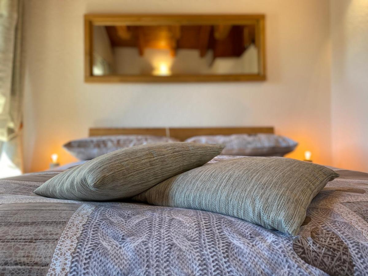 Grenier Du Coeur Apartment อาออสตา ภายนอก รูปภาพ