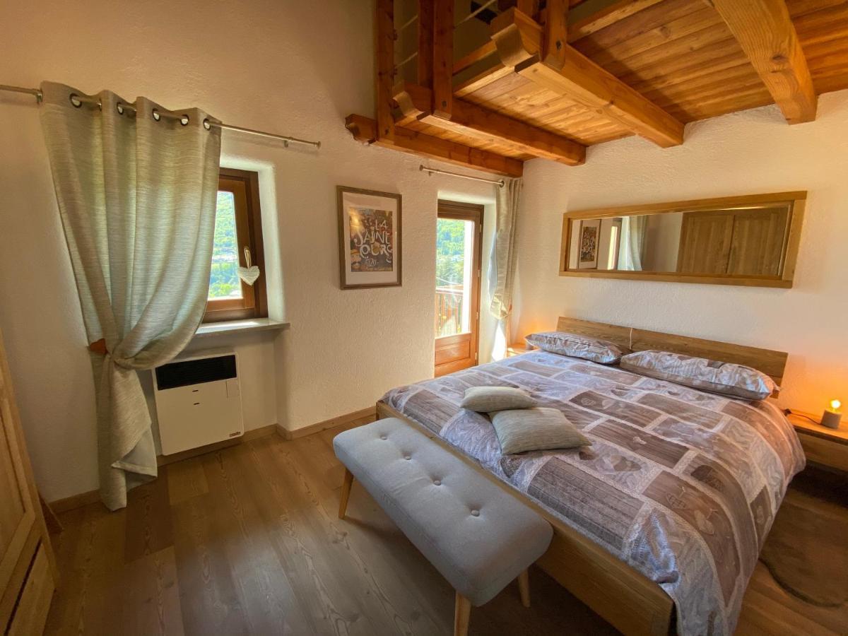 Grenier Du Coeur Apartment อาออสตา ภายนอก รูปภาพ