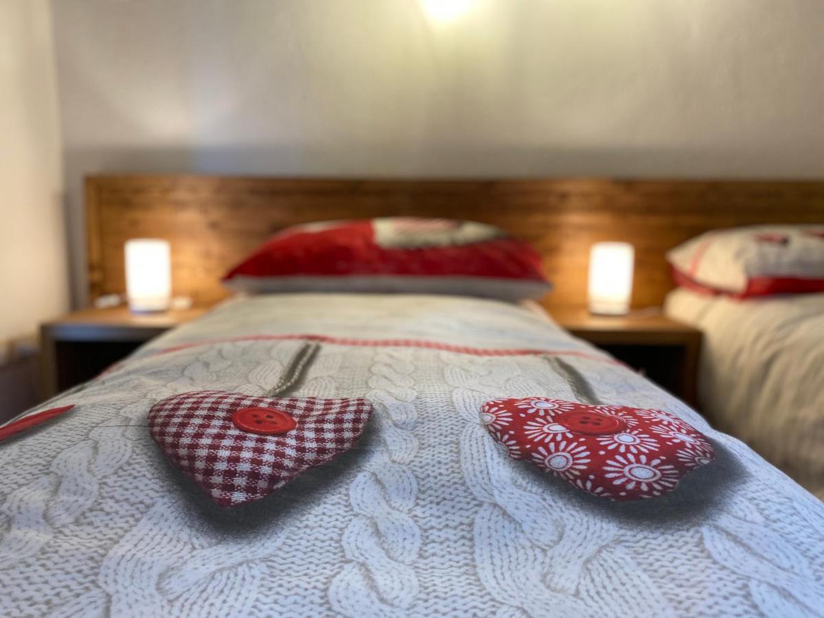 Grenier Du Coeur Apartment อาออสตา ภายนอก รูปภาพ