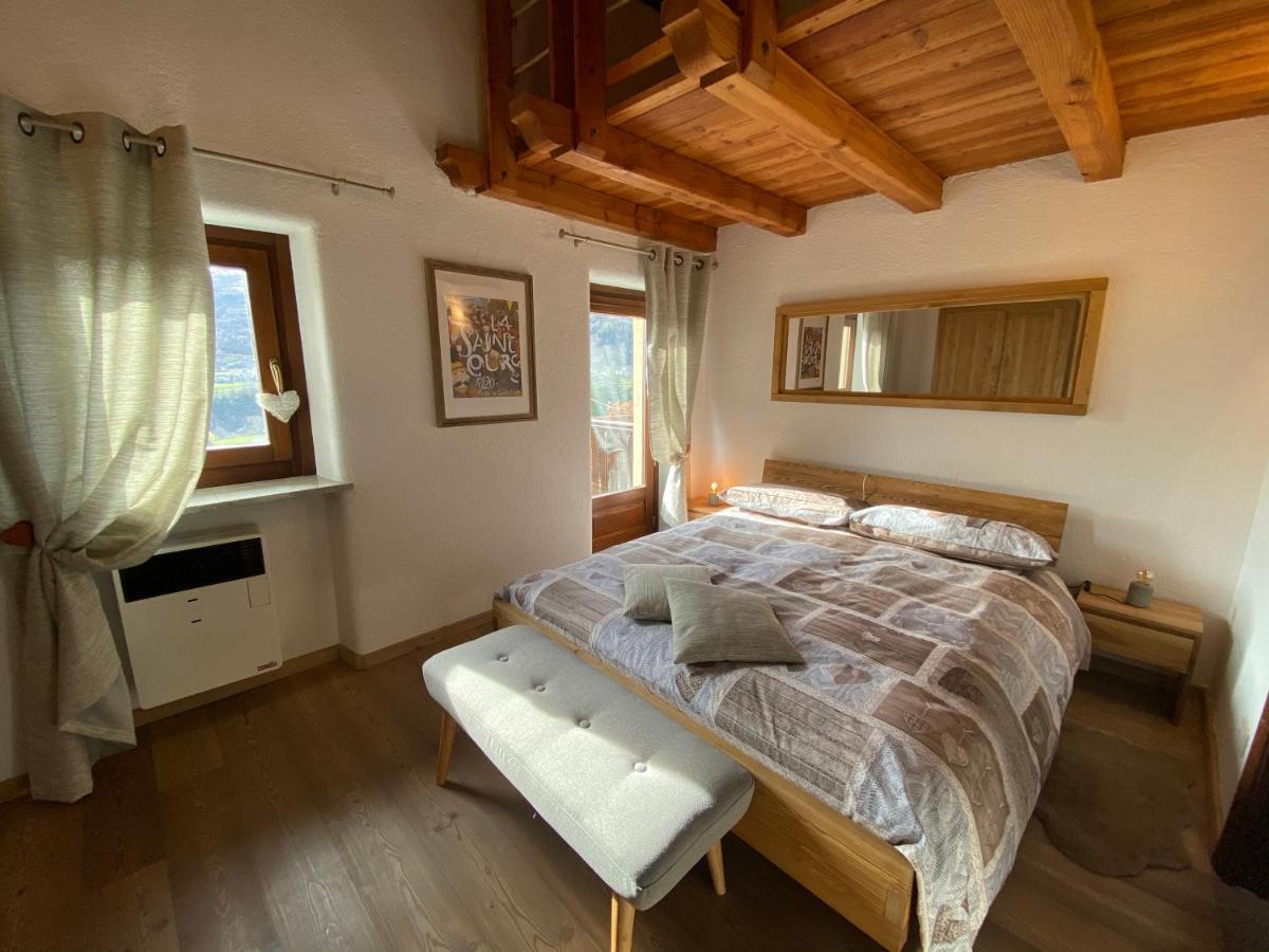 Grenier Du Coeur Apartment อาออสตา ภายนอก รูปภาพ